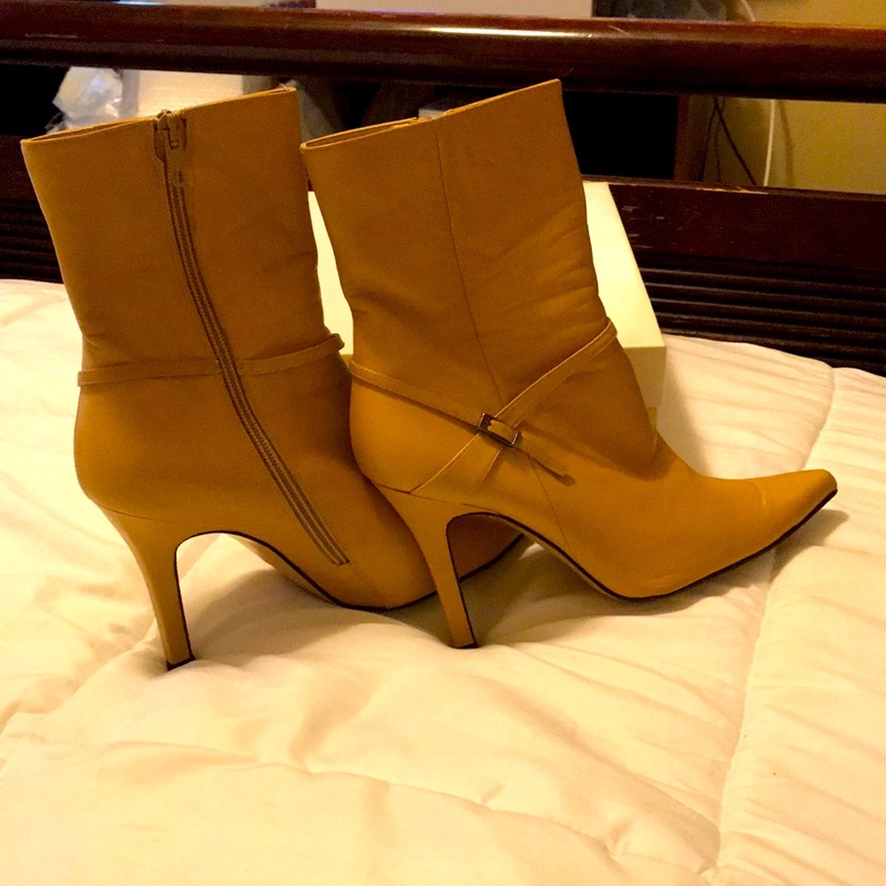 Coup Detat Ankle Boots size #9, color, camel. - Picture 5 of 8